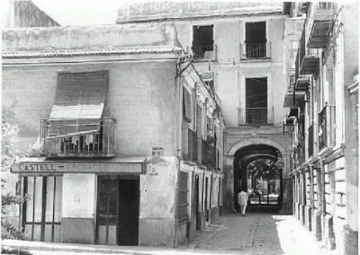 Fachada del antiguo taller en Arco de Vizconde